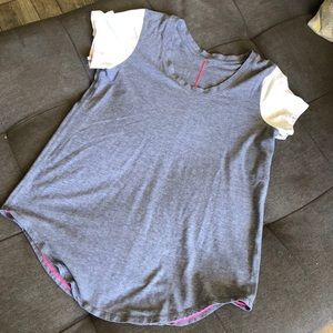 Lululemon T-shirt